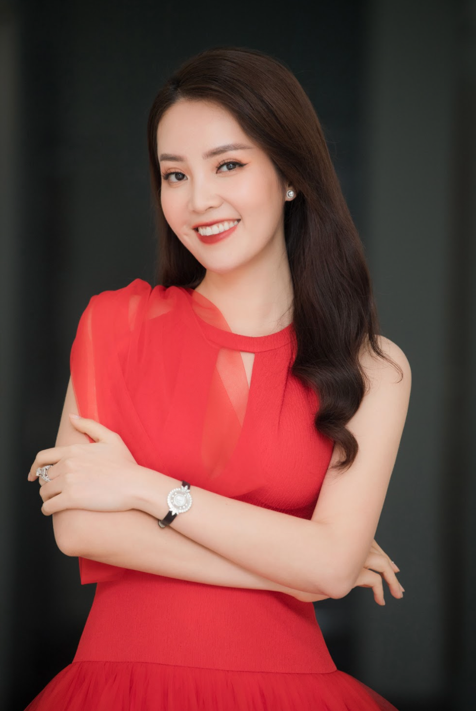Á hậu Thụy Vân: Tôi miễn nhiễm với những tin đồn không hay về mình - 1 Á hậu Thụy Vân: Tôi miễn nhiễm với những tin đồn không hay về mình - 1