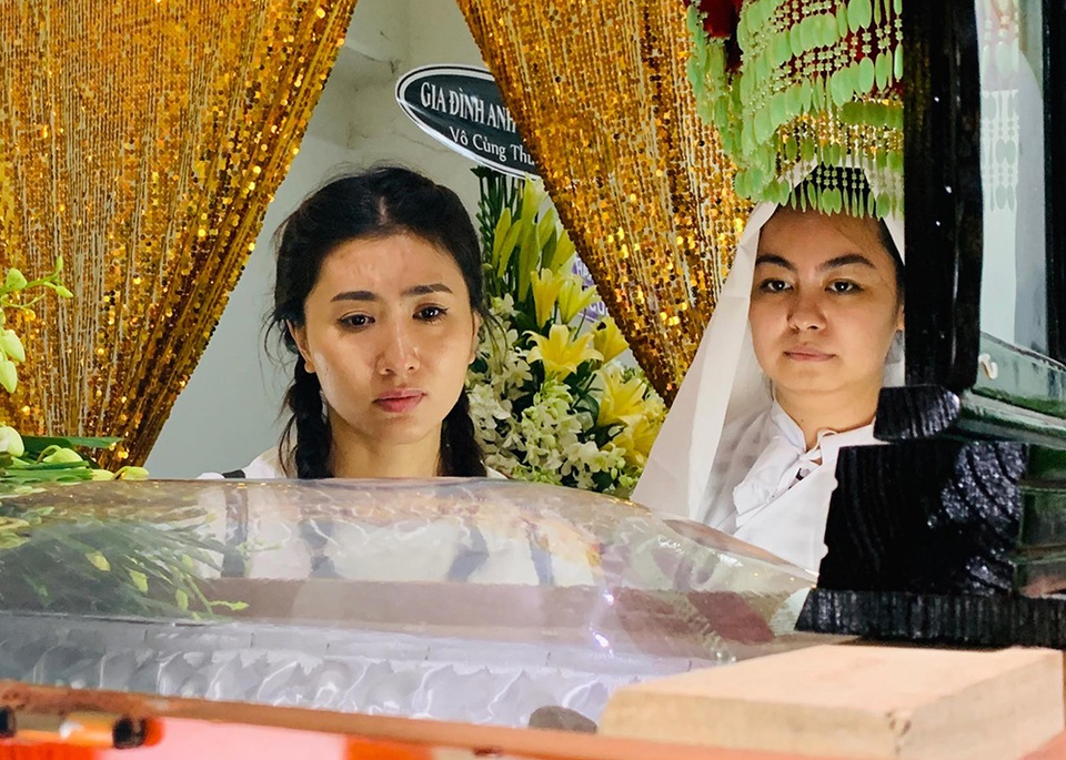 Phút cuối tiễn biệt tài tử điện ảnh Nguyễn Chánh Tín - 11 Phút cuối tiễn biệt tài tử điện ảnh Nguyễn Chánh Tín - 11