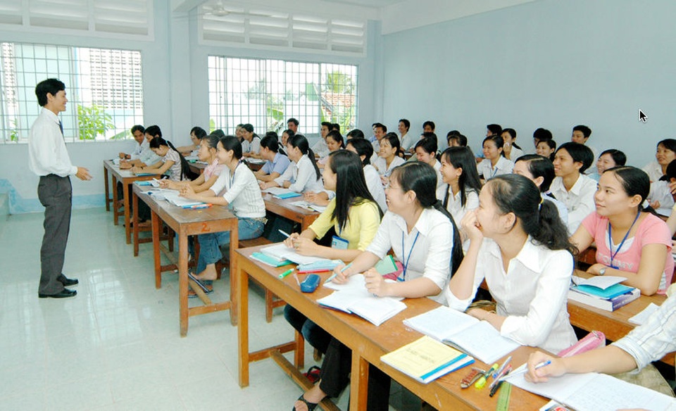 Lần đầu tiên triển khai dạy và học pháp luật chuyên sâu trong trường nghề - 1 Lần đầu tiên triển khai dạy và học pháp luật chuyên sâu trong trường nghề - 1