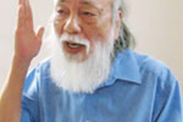 GS Văn Như Cương: Gõ đầu trẻ và làm toán
