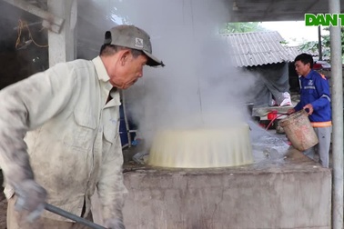 Nghề nấu mật mía Làng Găng vào vụ Tết