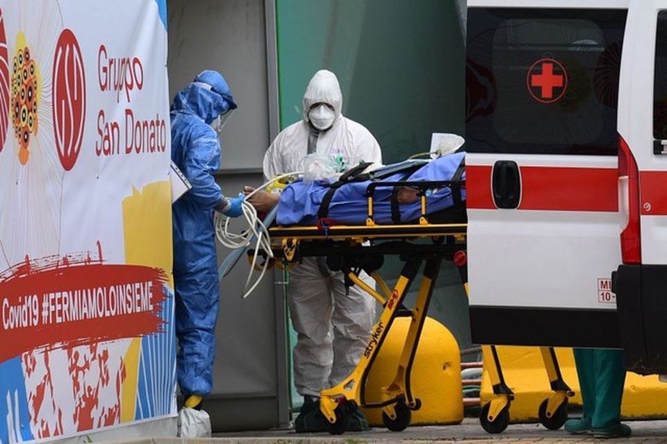 100 bác sĩ Italia tử vong vì Covid-19, 13.522 nhân viên y tế nhiễm virus - 1 100 bác sĩ Italia tử vong vì Covid-19, 13.522 nhân viên y tế nhiễm virus - 1