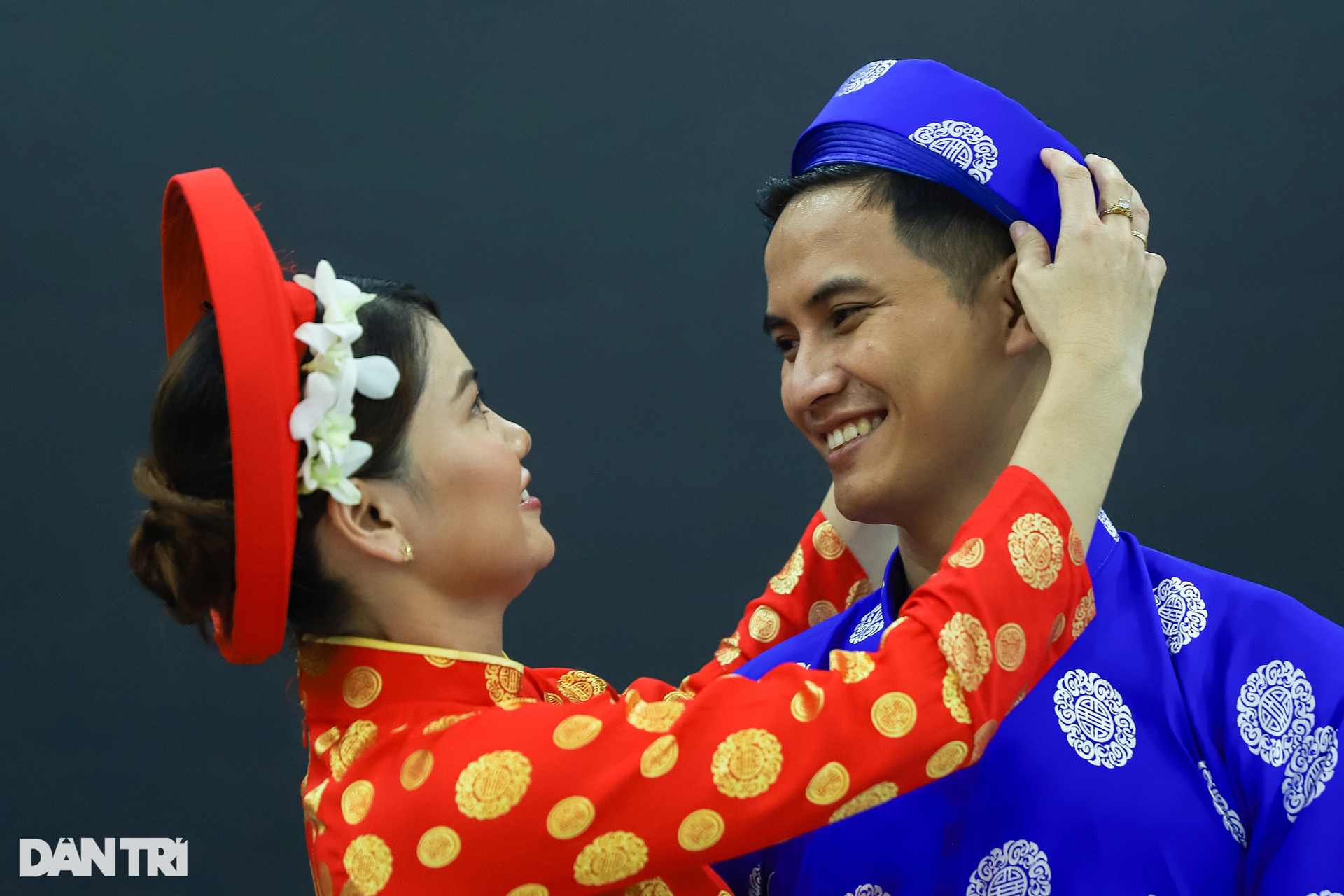 Những hình ảnh xúc động trong lễ cưới tập thể của 100 cặp đôi ở TPHCM - 3 Những hình ảnh xúc động trong lễ cưới tập thể của 100 cặp đôi ở TPHCM - 3