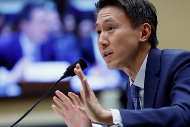 Cuộc điều trần gây "toát mồ hôi" của CEO TikTok trước Quốc hội Mỹ