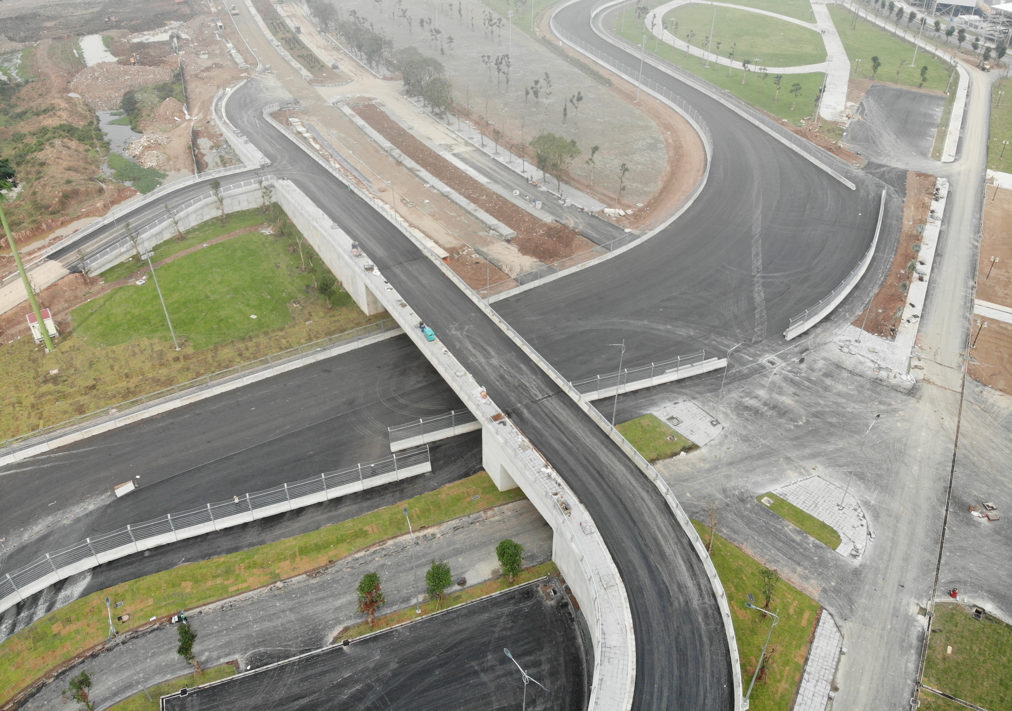 Đường đua F1 ở Hà Nội giờ ra sao khi sắp đến ngày khởi tranh? - 2 Đường đua F1 ở Hà Nội giờ ra sao khi sắp đến ngày khởi tranh? - 2