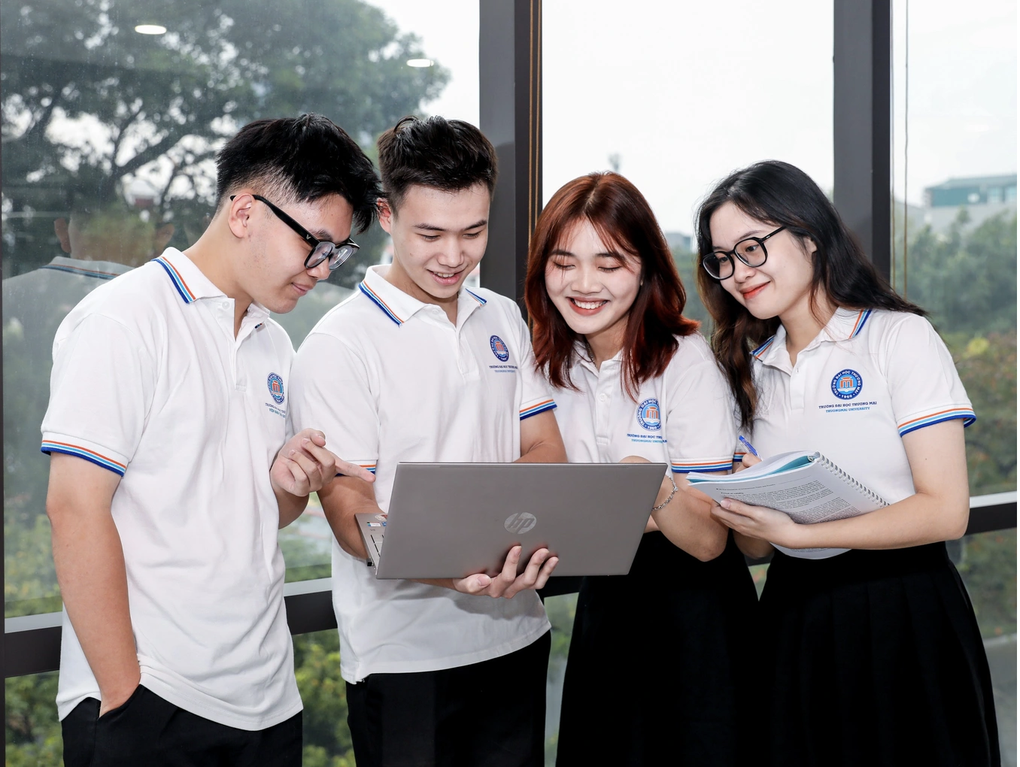 Hà Nội: Nhiều lao động có trình độ đại học tìm kiếm việc làm - 1 Hà Nội: Nhiều lao động có trình độ đại học tìm kiếm việc làm - 1