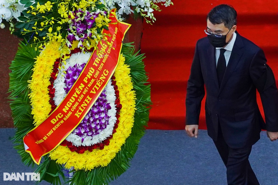 Lãnh đạo Đảng, Nhà nước viếng nguyên Phó Thủ tướng Trương Vĩnh Trọng - 2 Lãnh đạo Đảng, Nhà nước viếng nguyên Phó Thủ tướng Trương Vĩnh Trọng - 2