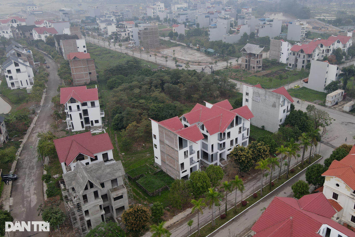 Thị trường giảm quan tâm do thông tin siết tín dụng bất động sản - 1 Thị trường giảm quan tâm do thông tin siết tín dụng bất động sản - 1
