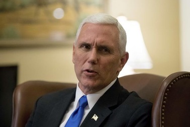 Phó Tổng thống Mỹ bị cáo buộc dùng email cá nhân trong công việc