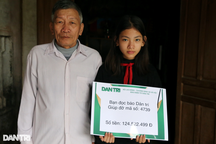 Trao hơn 120 triệu đồng đến người mẹ ung thư nuôi 2 con nhỏ