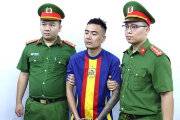 Khởi tố Thắng "Ật" về tội Gây rối trật tự công cộng