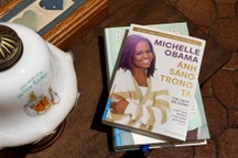 "Ánh sáng trong ta" - Cuốn sách tiết lộ những bí mật của Michelle Obama