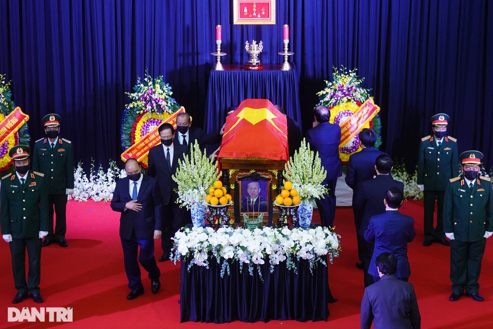 Lãnh đạo Đảng, Nhà nước viếng nguyên Phó Thủ tướng Trương Vĩnh Trọng - 5 Lãnh đạo Đảng, Nhà nước viếng nguyên Phó Thủ tướng Trương Vĩnh Trọng - 5