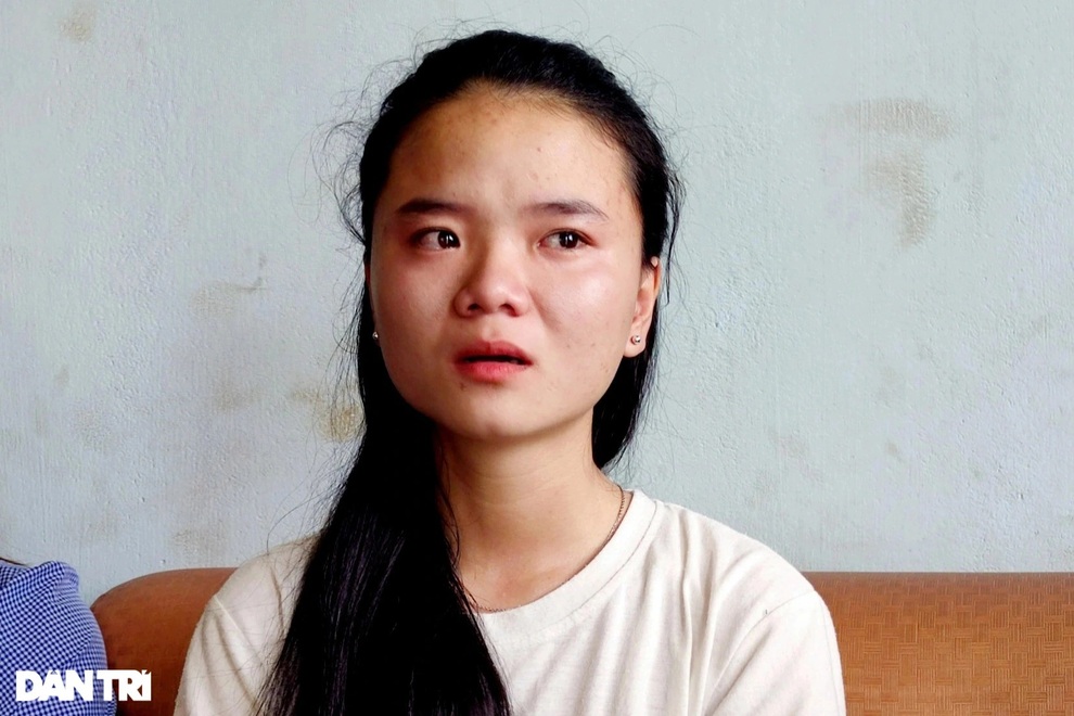 Cô gái từng đi xin cơm ăn nghẹn ngào giấc mơ giảng đường đại học - 1 Cô gái từng đi xin cơm ăn nghẹn ngào giấc mơ giảng đường đại học - 1