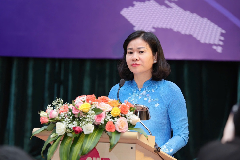Báo chí thể hiện tiếng nói, khát vọng và trí tuệ của phụ nữ Việt Nam - 1 Báo chí thể hiện tiếng nói, khát vọng và trí tuệ của phụ nữ Việt Nam - 1