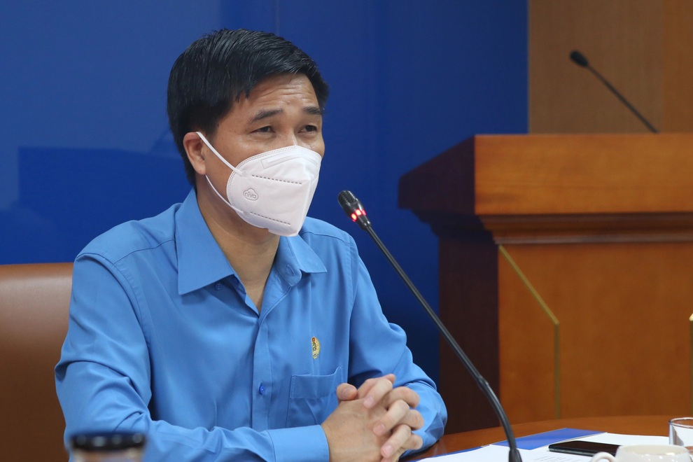 Hơn 1,3 triệu công nhân bị ảnh hưởng trực tiếp do Covid-19 - 1 Hơn 1,3 triệu công nhân bị ảnh hưởng trực tiếp do Covid-19 - 1