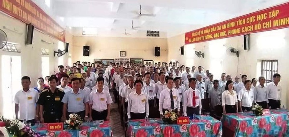 Khai trừ Đảng, buộc thôi việc cán bộ xã gian lận kết quả bầu cử - 1 Khai trừ Đảng, buộc thôi việc cán bộ xã gian lận kết quả bầu cử - 1
