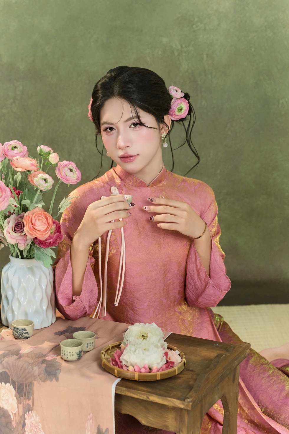 Nam sinh từng gây sốt mạng bất ngờ công khai phẫu thuật chuyển giới - 5 Nam sinh từng gây sốt mạng bất ngờ công khai phẫu thuật chuyển giới - 5