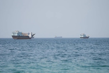 Iran nêu loạt điều kiện với Mỹ để mở lại eo biển Hormuz