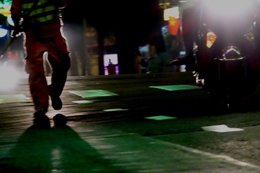 Tiếng chổi tre lặng lẽ đêm giao thừa