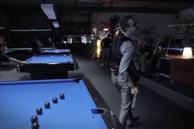 Những màn biểu diễn bida cực ấn tượng cùng chân dài “nóng bỏng”