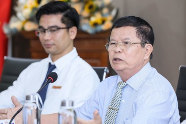 Tranh cãi việc dừng hay tiếp tục triển khai mỏ sắt lớn nhất Đông Nam Á