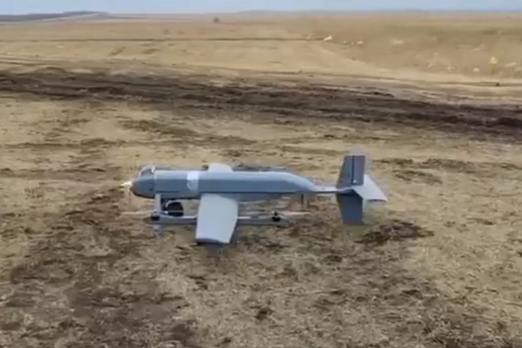 Rộ tin Nga đưa UAV hoạt động như tàu sân bay trên không tới Ukraine - 1