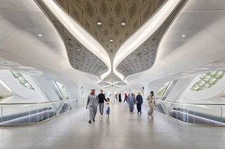 Chuyến tàu điện xa hoa bậc nhất thế giới ở Saudi Arabia, vé chỉ 1 USD - 8