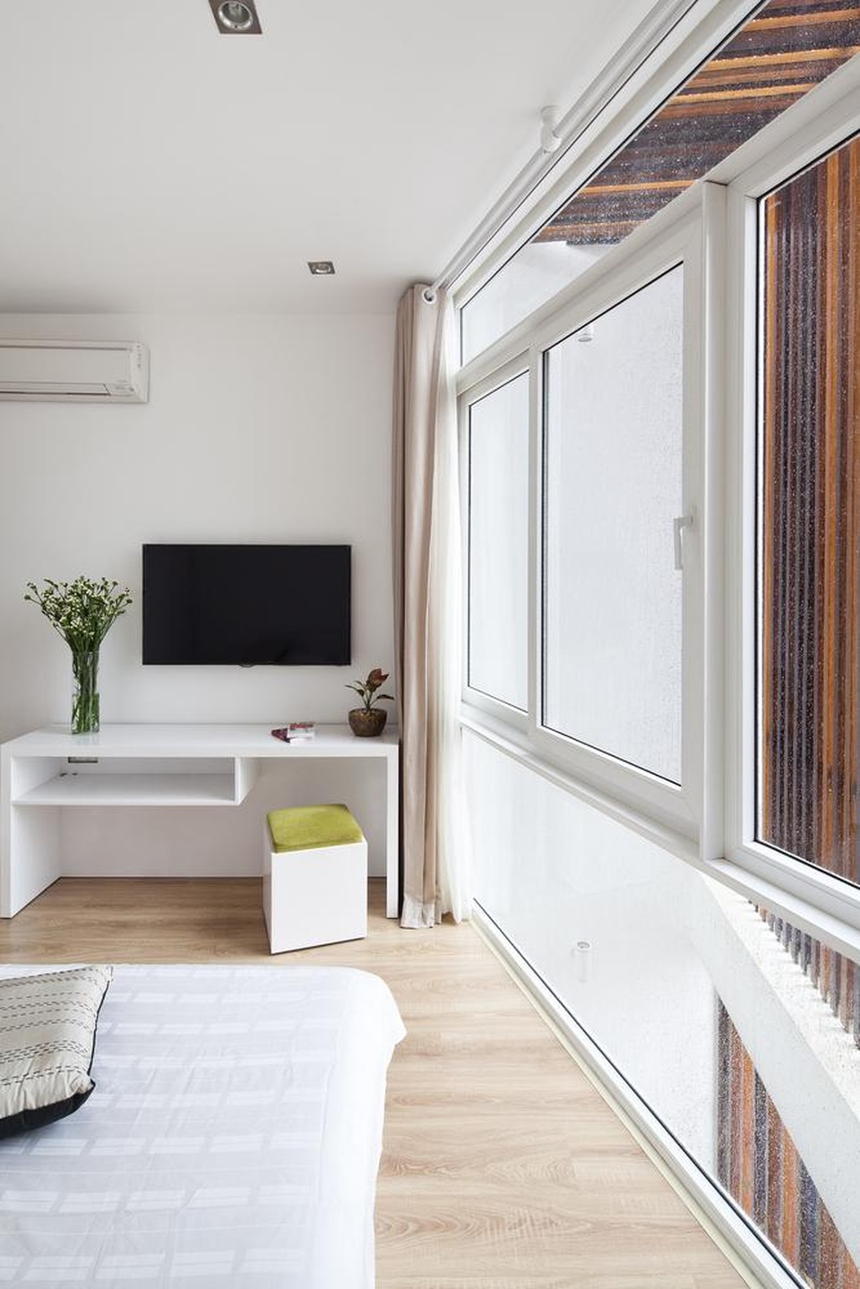 Nhà ống xây trên đất méo ở Sài Gòn vẫn đẹp bất ngờ nhờ độc chiêu thiết kế - 11 Nhà ống xây trên đất méo ở Sài Gòn vẫn đẹp bất ngờ nhờ độc chiêu thiết kế - 11