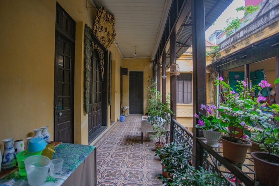 Loạt biệt phủ xa hoa của đại gia giàu nhất phố cổ Hà Nội xưa - 11 Loạt biệt phủ xa hoa của đại gia giàu nhất phố cổ Hà Nội xưa - 11
