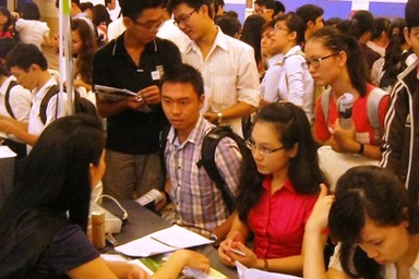 Khi cử nhân xem mình như “sao”