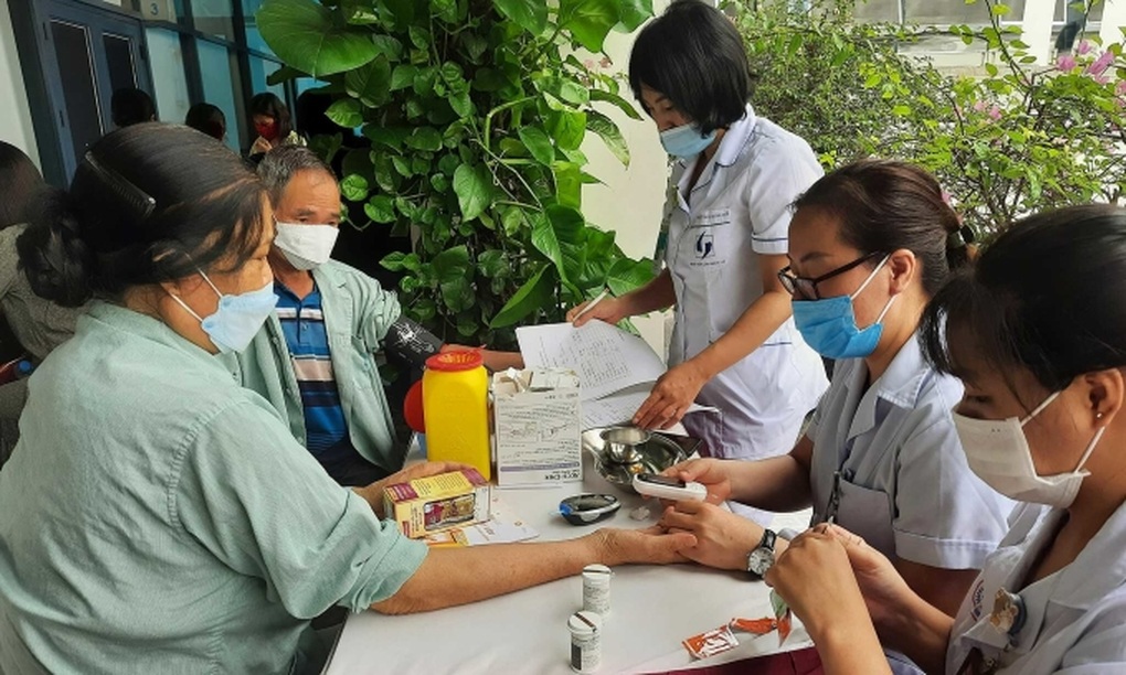 Người già Việt Nam cần môi trường sống trong lành để vừa thọ vừa khỏe như người Nhật - 1 Người già Việt Nam cần môi trường sống trong lành để vừa thọ vừa khỏe như người Nhật - 1