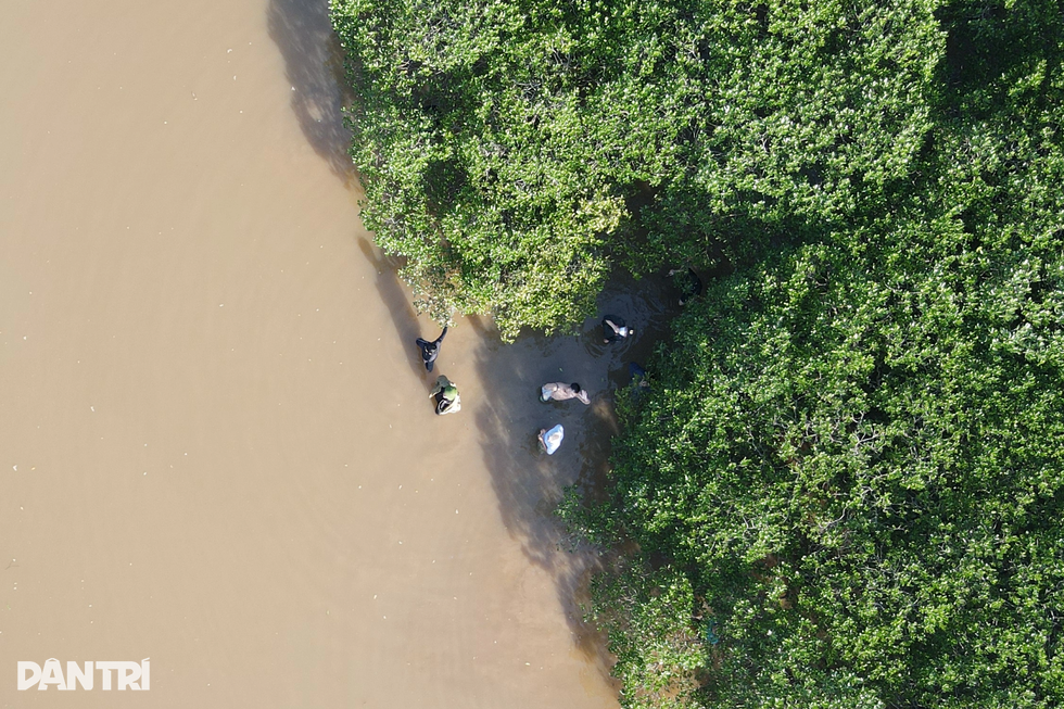 Hành trình hơn 58 giờ ráo riết truy bắt 2 phạm nhân trốn trại - 6 Hành trình hơn 58 giờ ráo riết truy bắt 2 phạm nhân trốn trại - 6