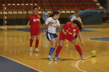 Lấy ghế đánh trọng tài, 6 nữ cầu thủ đối diện với án phạt cực nặng