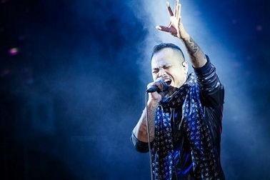 Nghe lại những ca khúc hay nhất của Trần Lập và ban nhạc Bức Tường