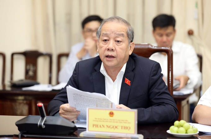 “Thừa Thiên - Huế phải là trung tâm phát triển nguồn nhân lực của miền Trung” - Ảnh 2. “Thừa Thiên - Huế phải là trung tâm phát triển nguồn nhân lực của miền Trung” - Ảnh 2.