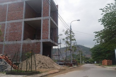 Không được phép chuyển nhượng đất, dự án chưa đủ pháp lý