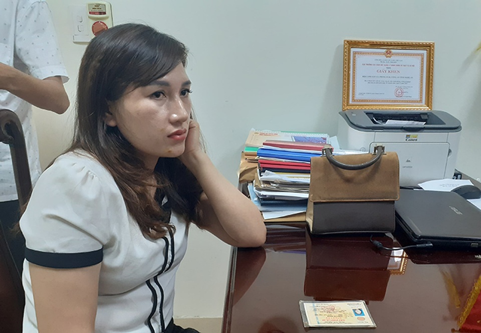 Nhân viên bất động sản khủng bố, cưỡng đoạt tài sản của khách - 1 Nhân viên bất động sản khủng bố, cưỡng đoạt tài sản của khách - 1