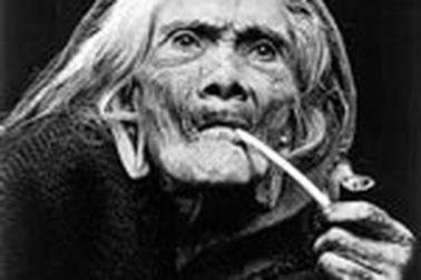 Người mẫu huyền thoại đã ra đi