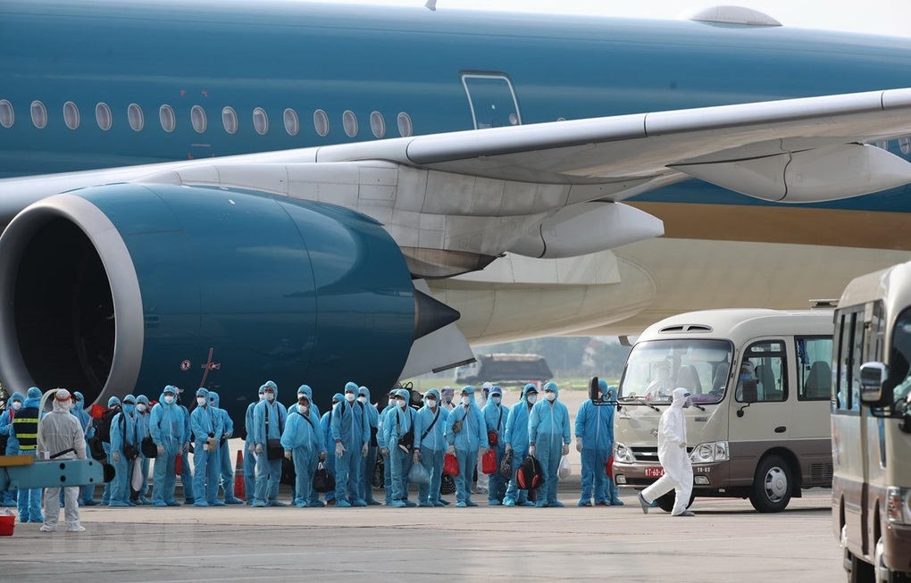 Chuyến bay giải cứu: Cựu Phó Giám đốc Sở Ngoại vụ cắt phế thế nào? - 1