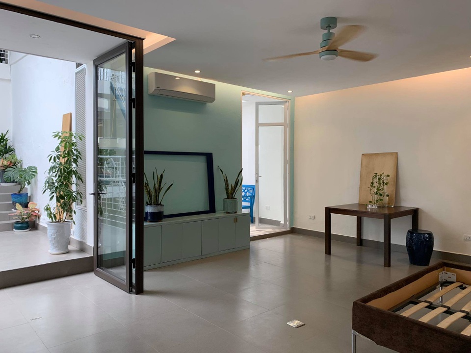 Cô gái biến hình cho ngôi nhà cũ trên phố cổ Hà Nội chỉ với 250 triệu - 7 Cô gái biến hình cho ngôi nhà cũ trên phố cổ Hà Nội chỉ với 250 triệu - 7