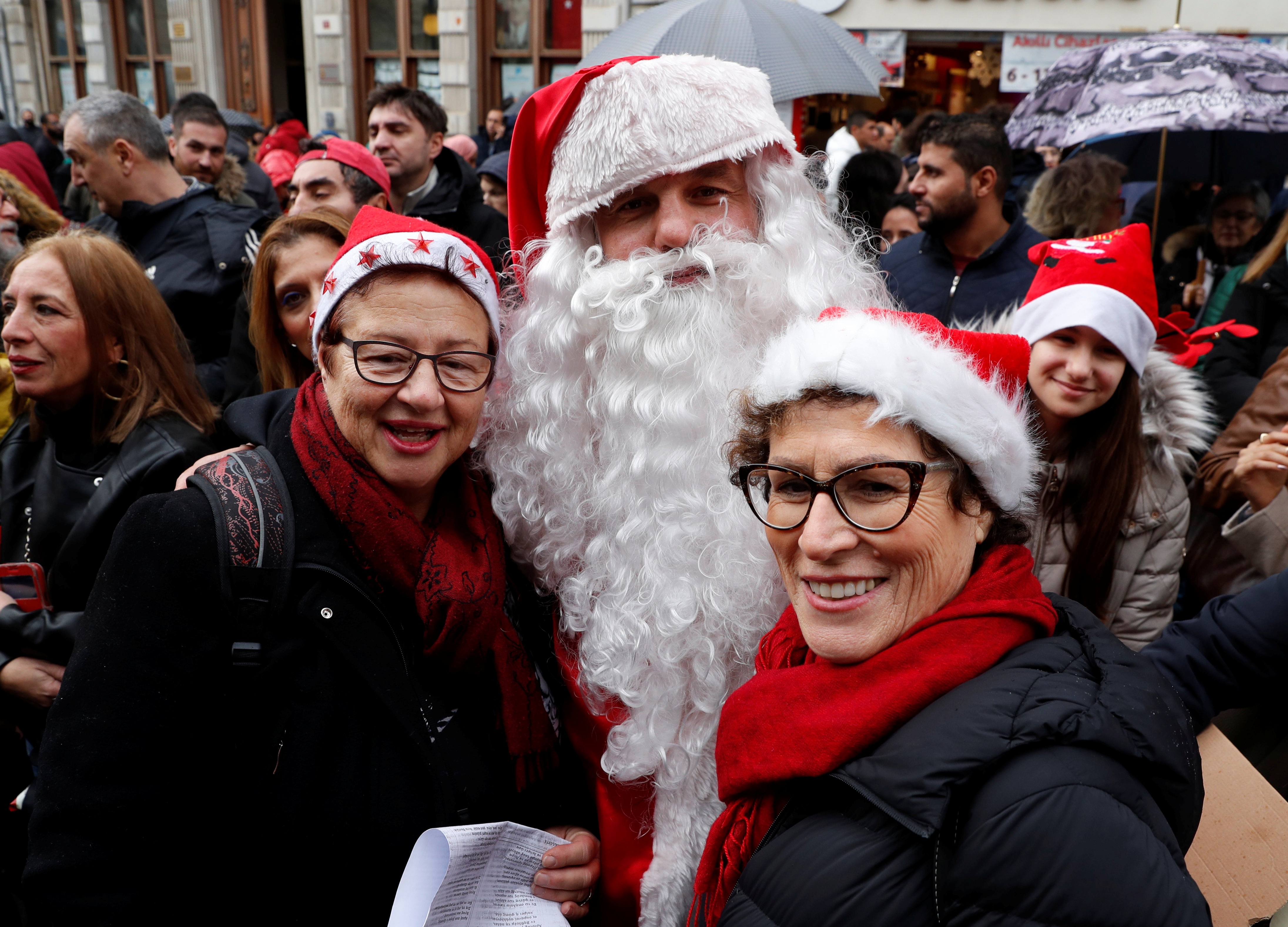 Không khí Giáng sinh ngập tràn thế giới - 17