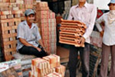 TPHCM: Giá vật liệu xây dựng leo thang