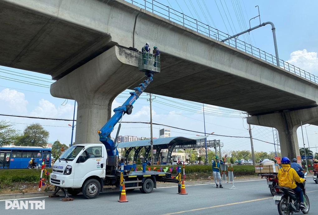 Công bố nguyên nhân rơi gối cao su dầm cầu metro số 1 - 2 Công bố nguyên nhân rơi gối cao su dầm cầu metro số 1 - 2