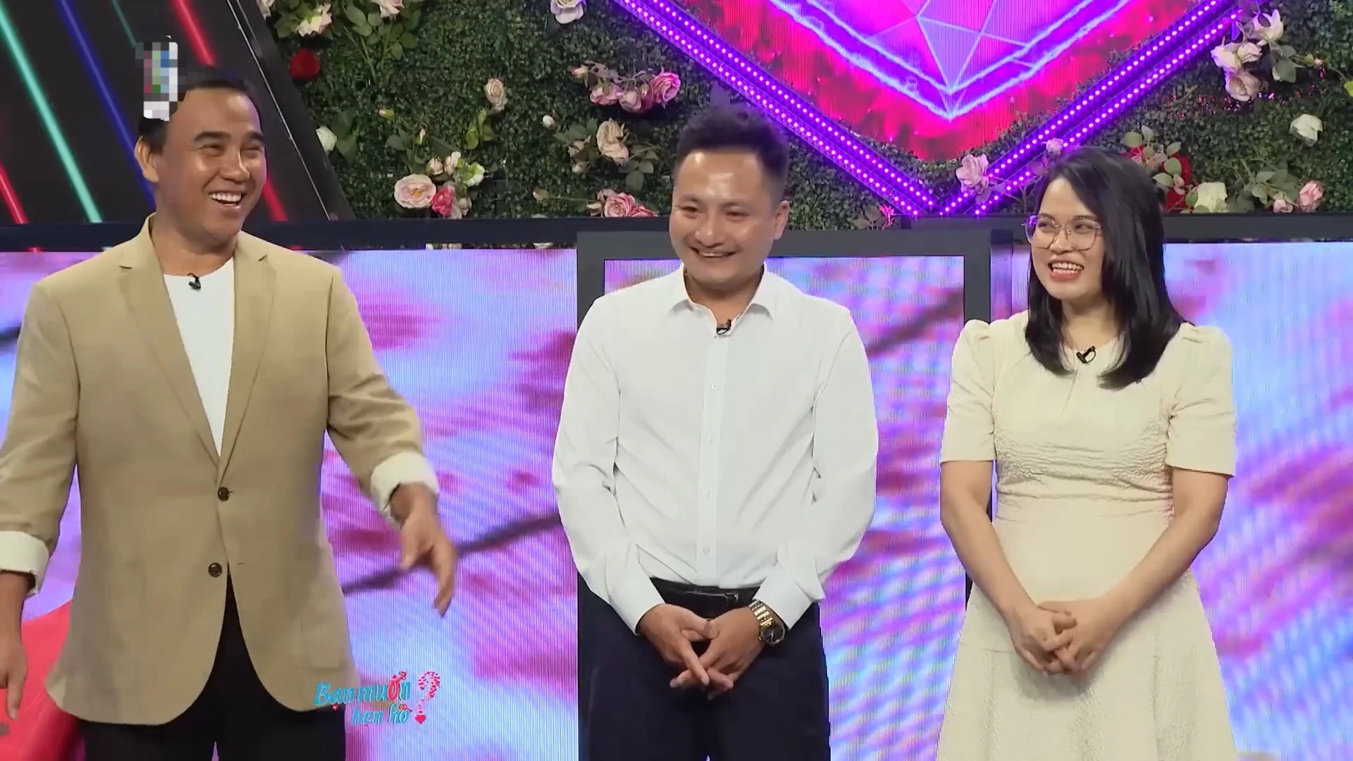 Chàng trai 33 tuổi chưa yêu ai, ngại ngùng khi lần đầu được hôn má bạn gái - 1 Chàng trai 33 tuổi chưa yêu ai, ngại ngùng khi lần đầu được hôn má bạn gái - 1