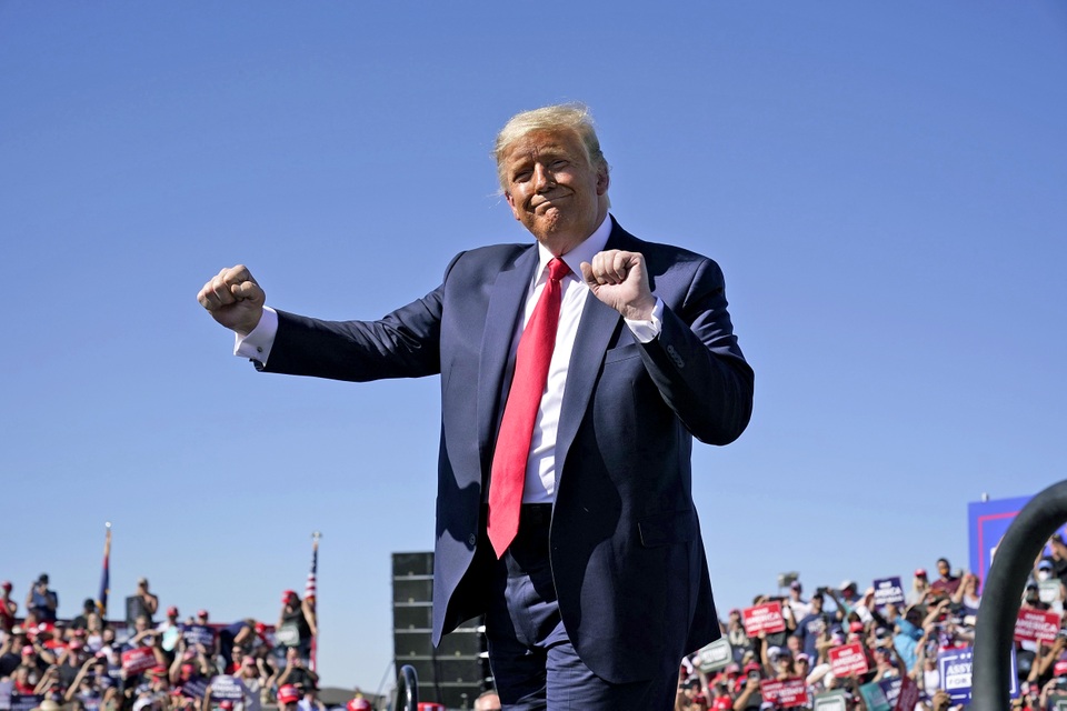 Truyền thông Mỹ chật vật vì người xem sụt giảm mạnh khi ông Trump về hưu - 1 Truyền thông Mỹ chật vật vì người xem sụt giảm mạnh khi ông Trump về hưu - 1