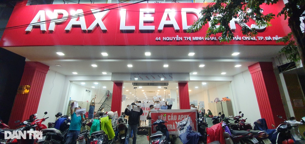 Vụ Apax Đà Nẵng thất hứa: Shark Thủy lên tiếng nhưng phụ huynh chưa yên tâm - 3 Vụ Apax Đà Nẵng thất hứa: Shark Thủy lên tiếng nhưng phụ huynh chưa yên tâm - 3