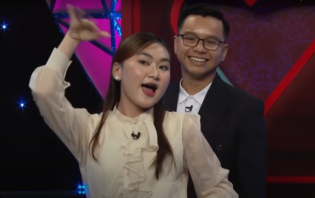 Chàng trai mang theo sơ đồ bát quái đi hẹn hò để tìm bạn gái hợp mệnh - 2 Chàng trai mang theo sơ đồ bát quái đi hẹn hò để tìm bạn gái hợp mệnh - 2