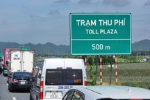 Tài xế nhận thông báo "lạ" trên ứng dụng thu phí không dừng VETC