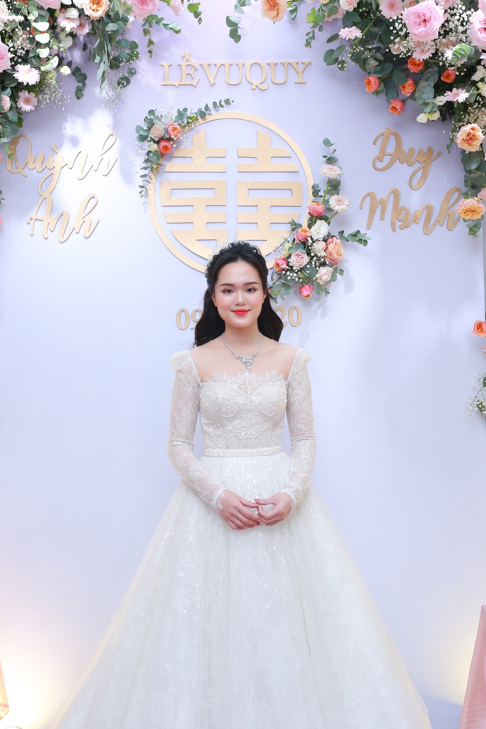 Đám cưới Duy Mạnh - Quỳnh Anh: Cặp đôi trao nhẫn, chính thức là vợ chồng - 24 Đám cưới Duy Mạnh - Quỳnh Anh: Cặp đôi trao nhẫn, chính thức là vợ chồng - 24